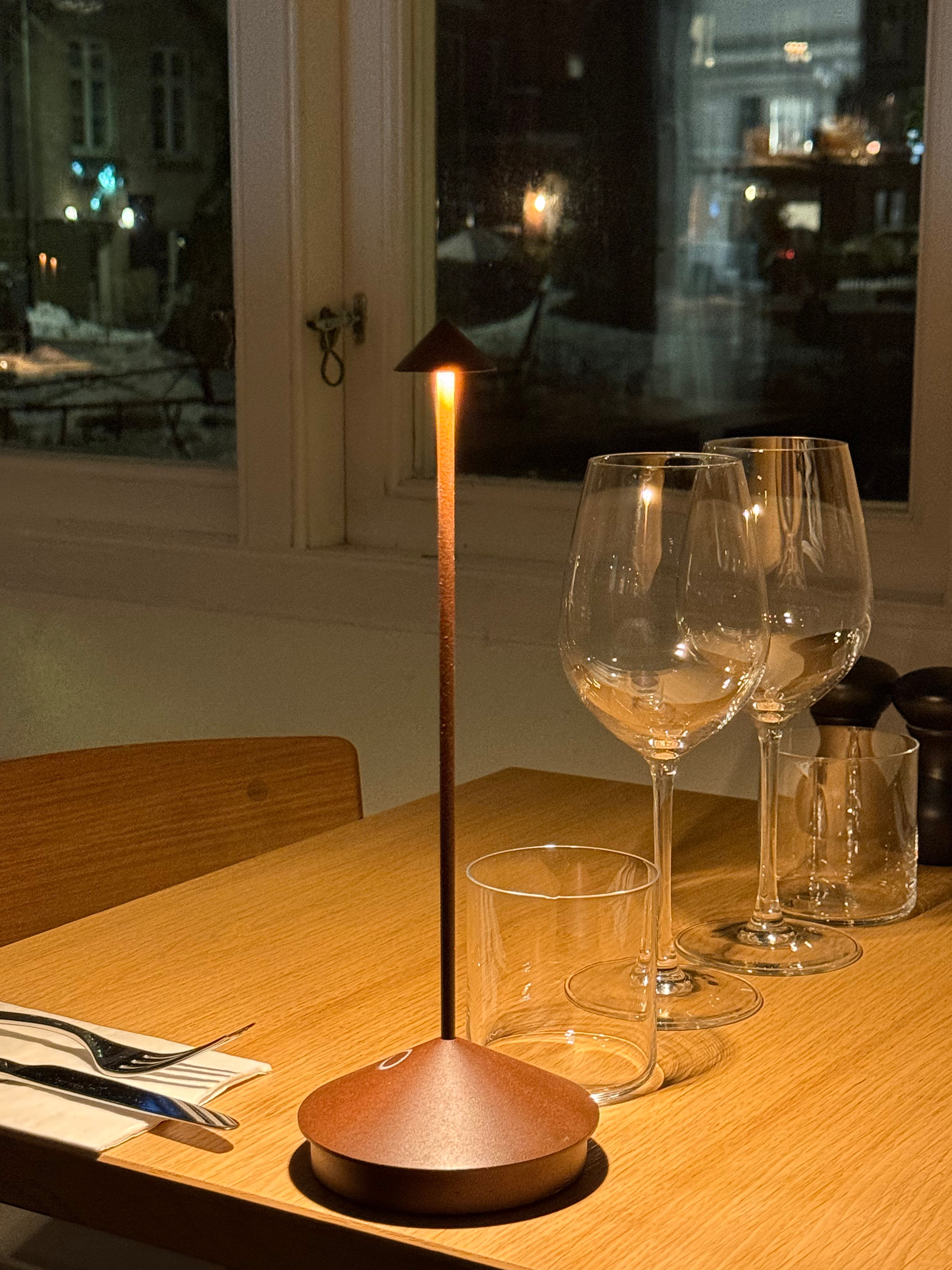 Pina Pro Bordlampe